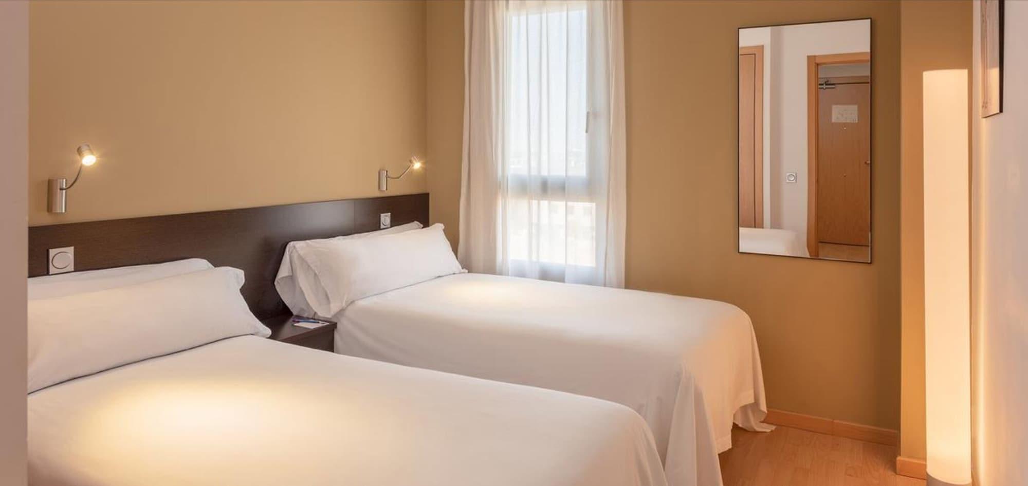 Madrid Airport Suites, Affiliated by Meliá Exterior foto
