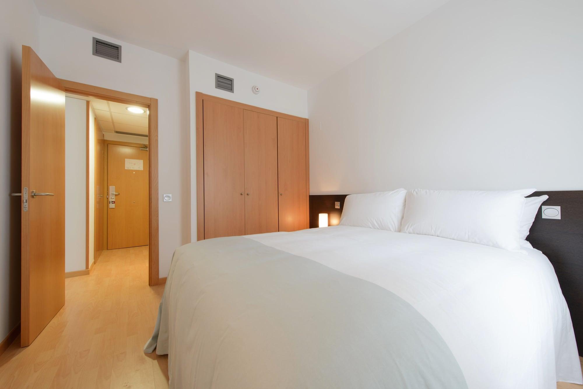 Madrid Airport Suites, Affiliated by Meliá Exterior foto