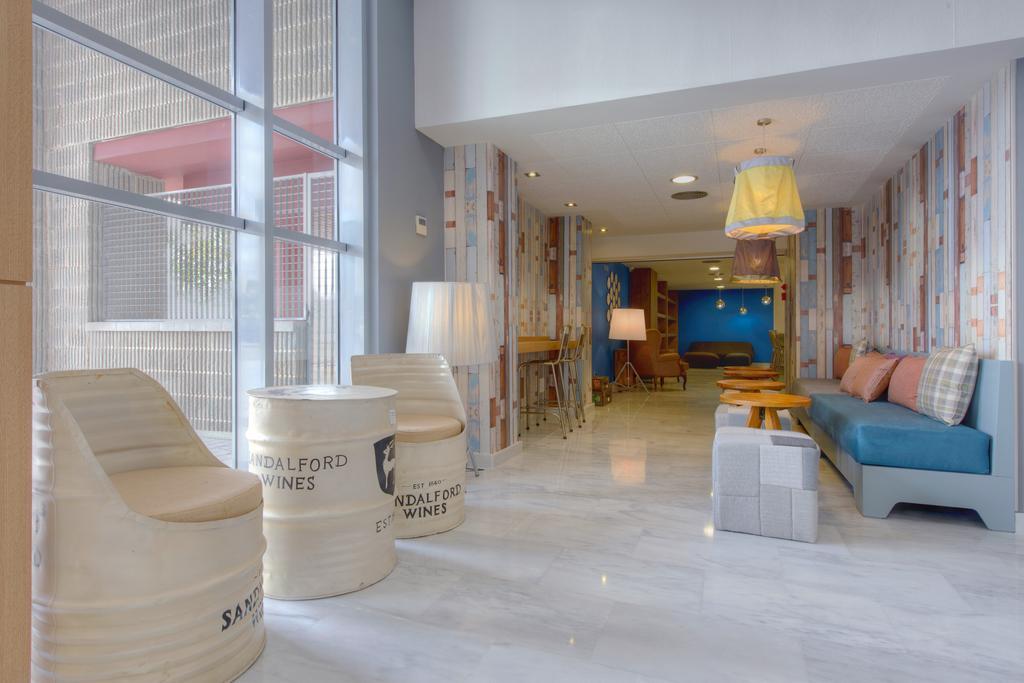 Madrid Airport Suites, Affiliated by Meliá Exterior foto